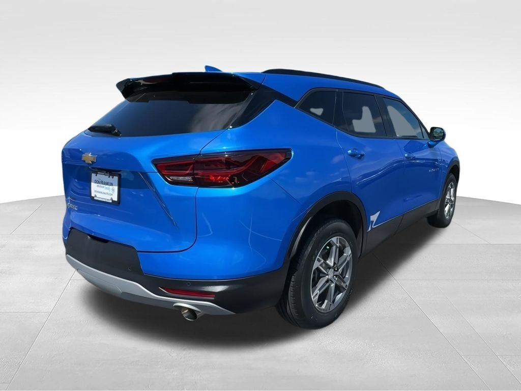 Used 2024 Blue Chevrolet LT image 7