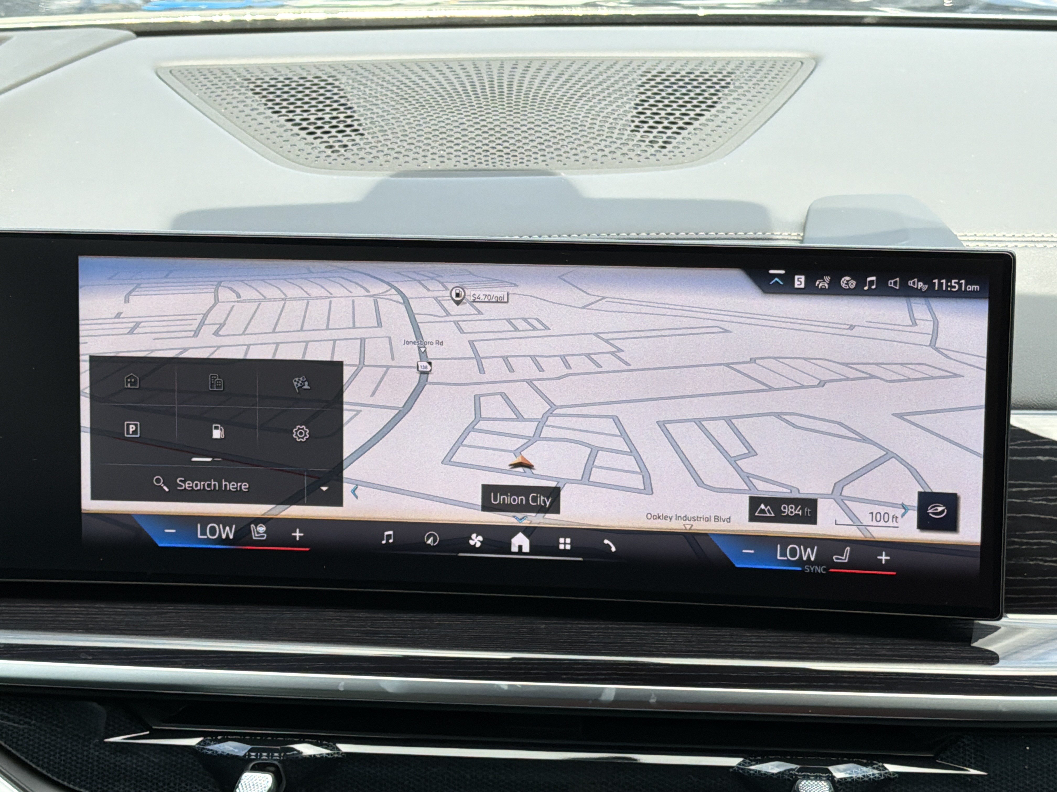 New 2026 Carbon Black Metallic BMW sDrive40i image 5