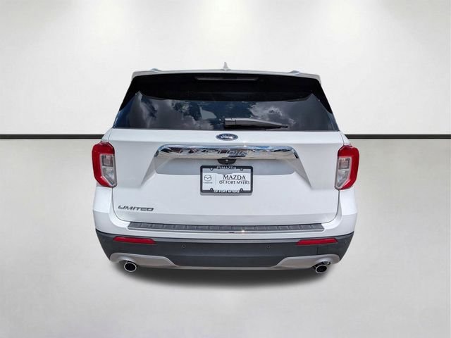 Used 2022 White Ford Limited image 5