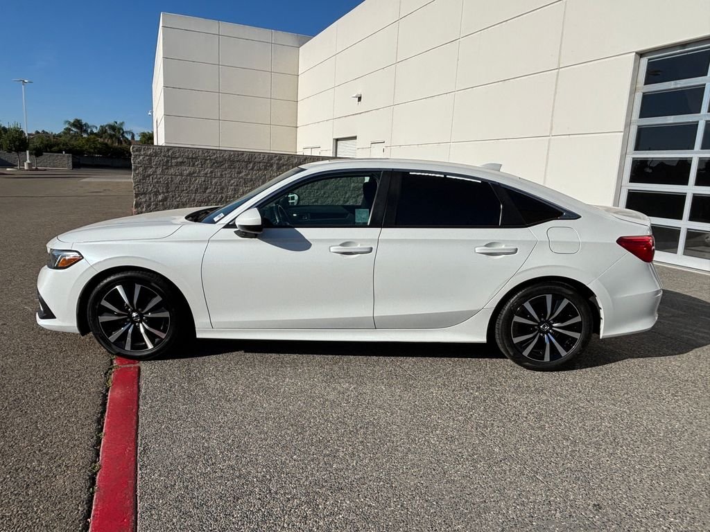 Used 2023 Platinum White Pearl Honda EX image 8