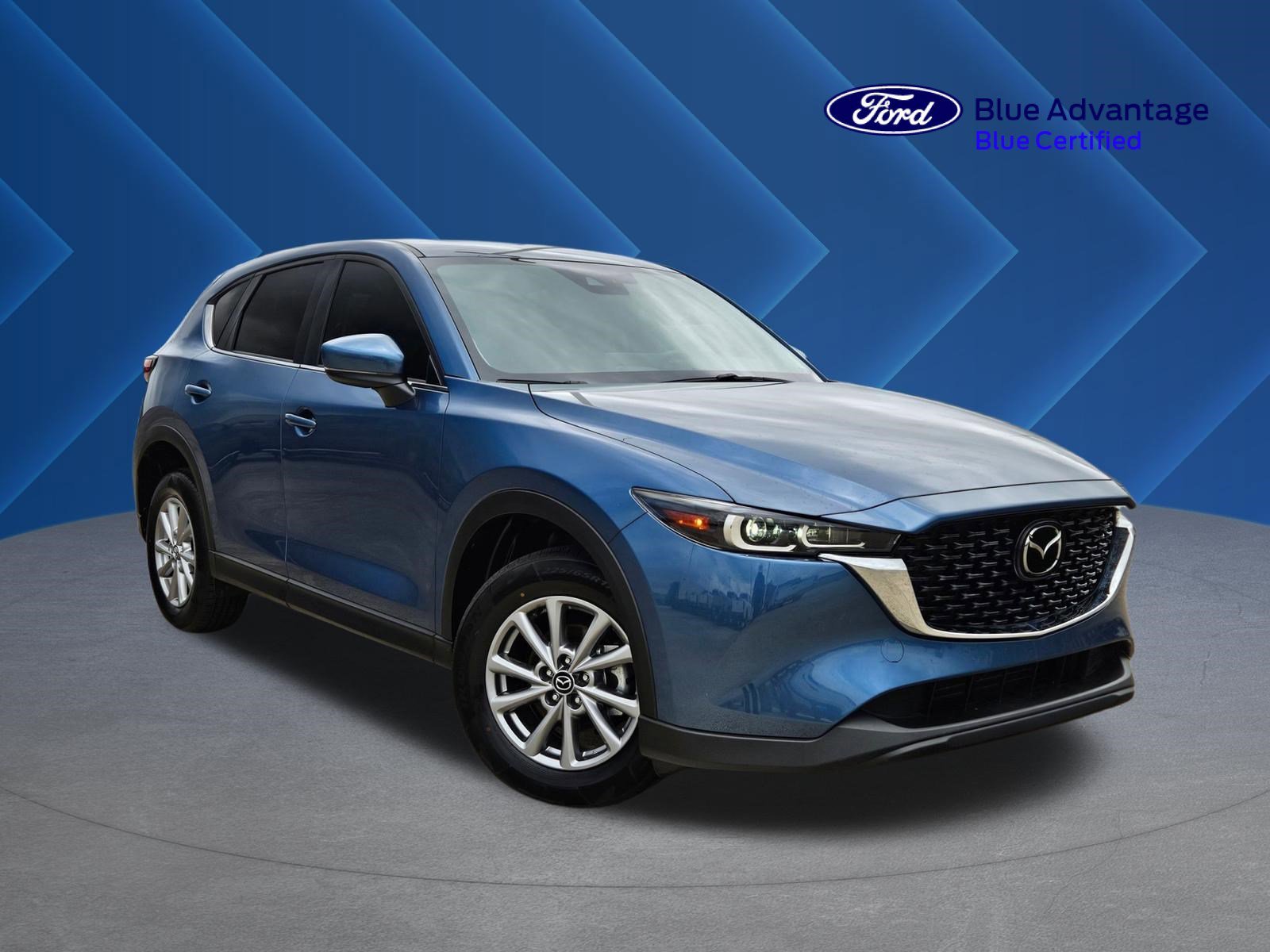 2023 Mazda CX-5 S Preferred package Auto AWD's photo
