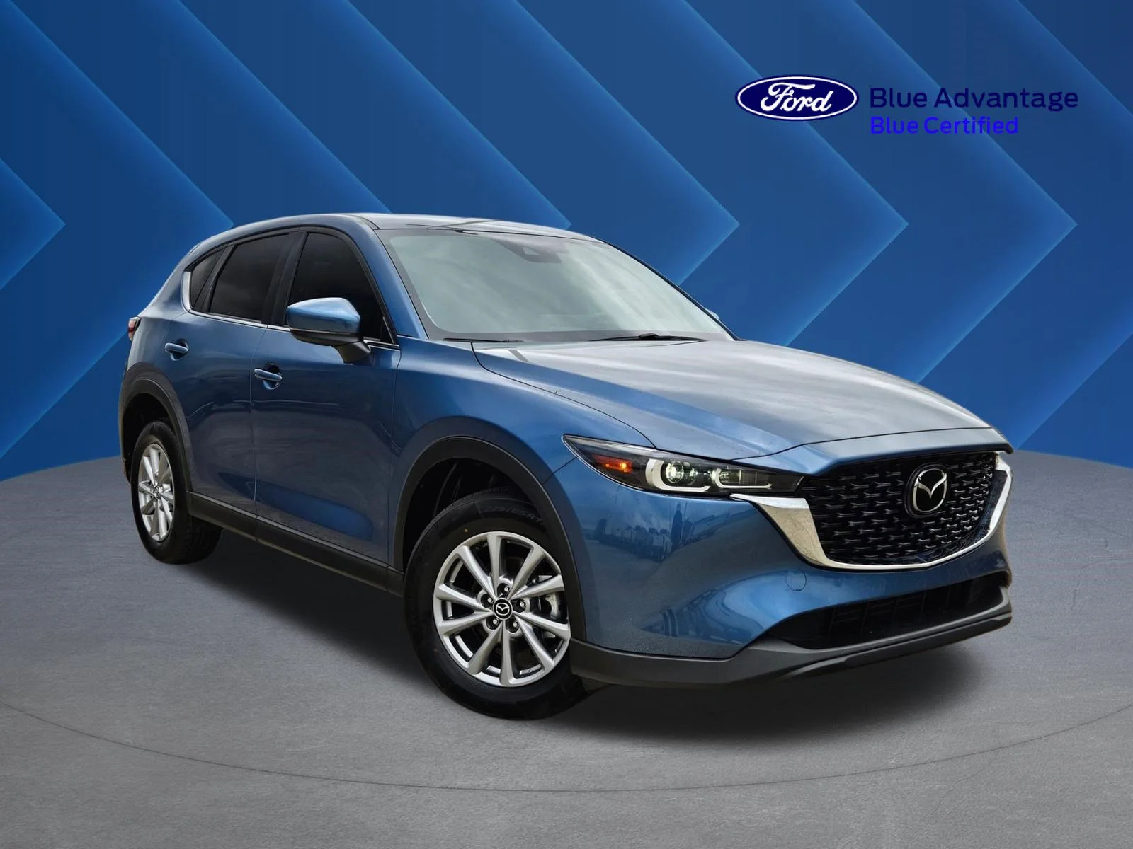 2023 Mazda CX-5 S Preferred package Auto AWD's photo