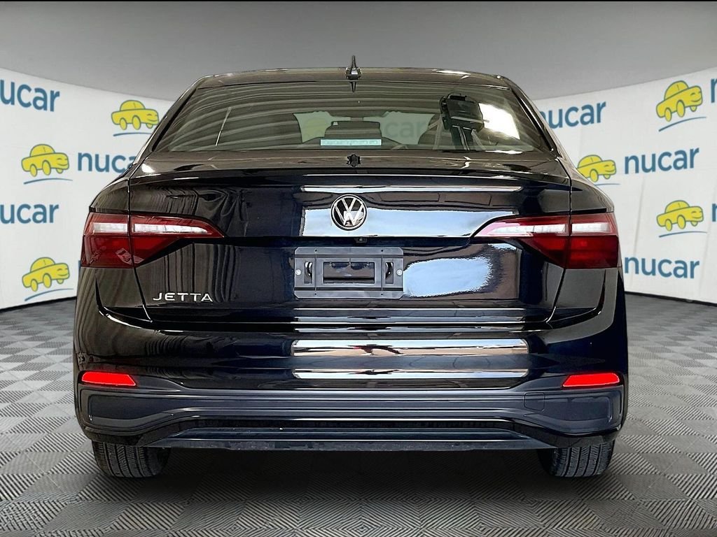 Used 2023 Black Volkswagen 1.5T Sport image 5