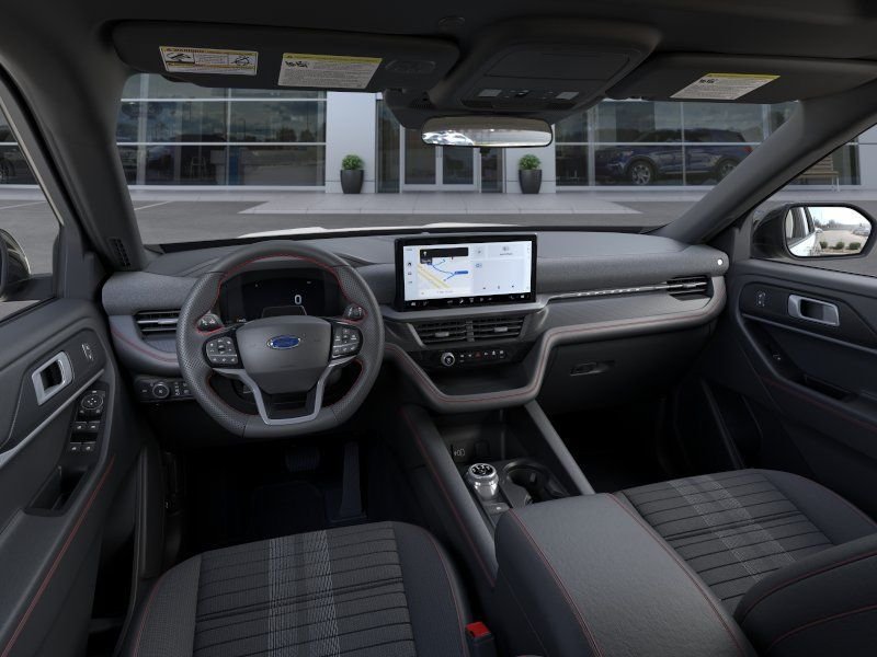 New 2026 Star White Metallic Tri-Coat Ford ST-Line image 9