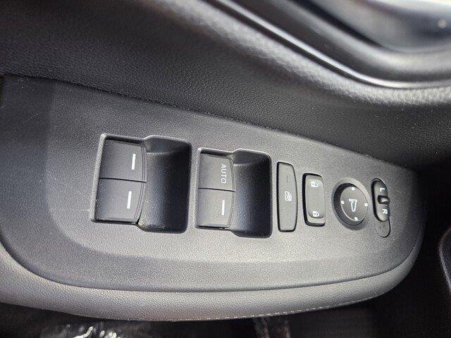 2025 Honda HR-V LX - Photo 19