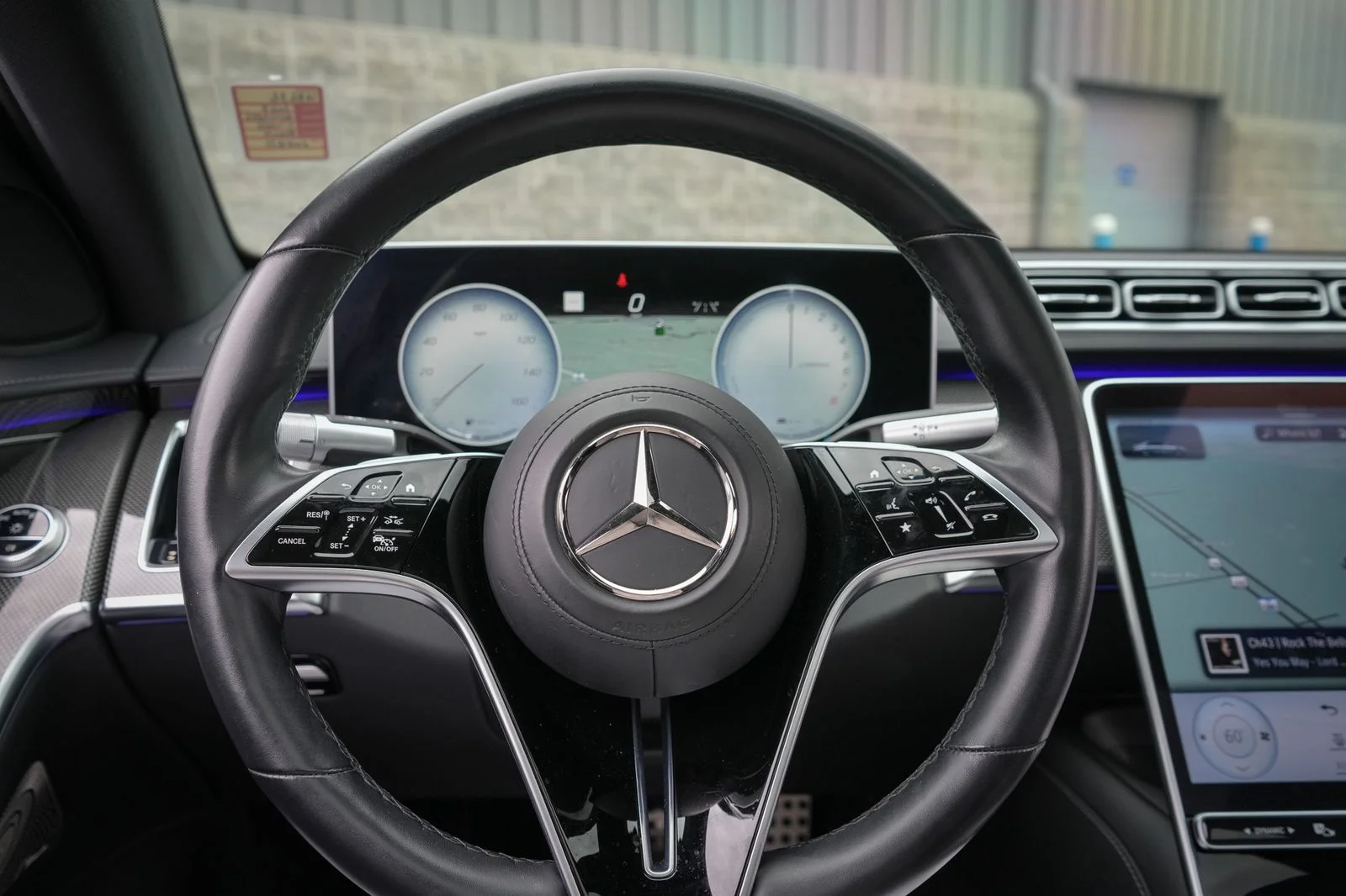 Used 2023 Black Mercedes-Benz S 580e image 49