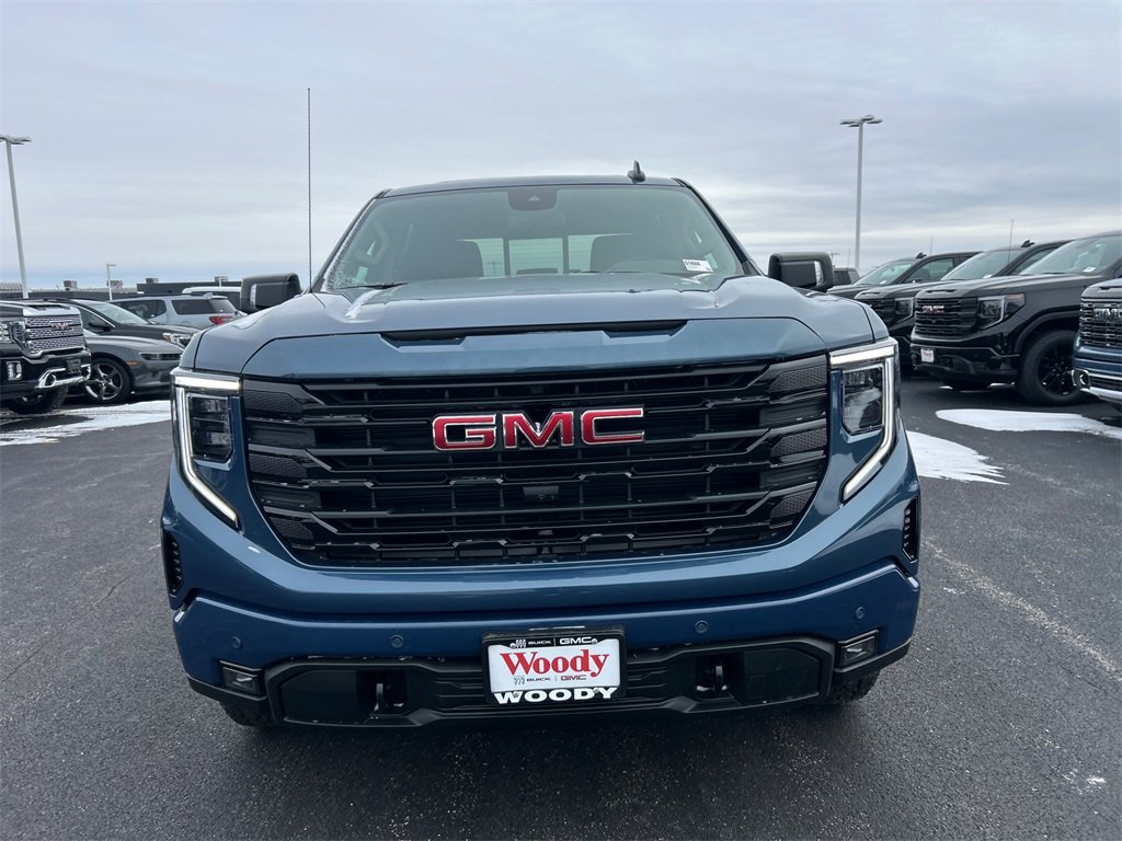 2026 GMC SIERRA - Image 2