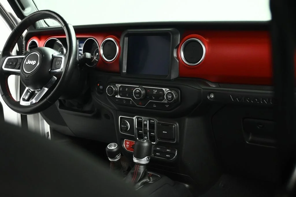 Used 2023 White Jeep Rubicon image 64
