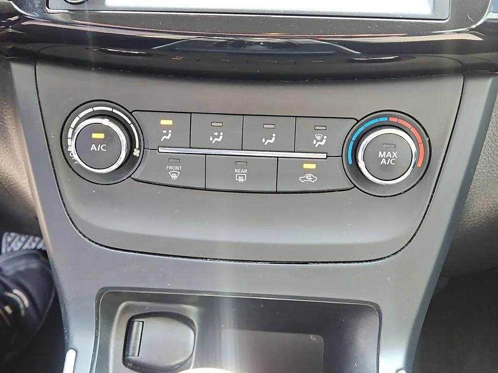 Used 2019 Black Nissan S image 30