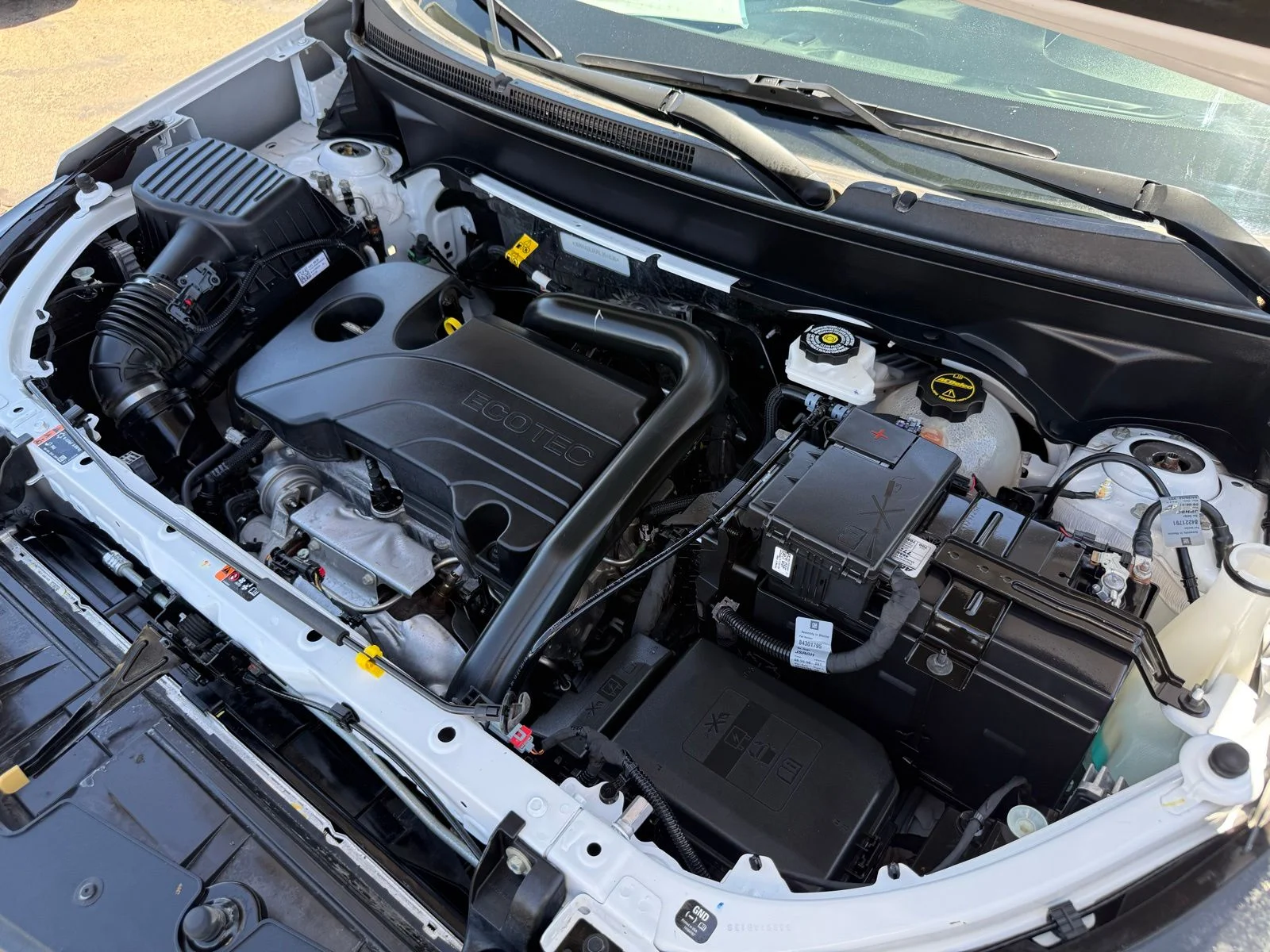 2024 Chevrolet Equinox LT - Photo 43