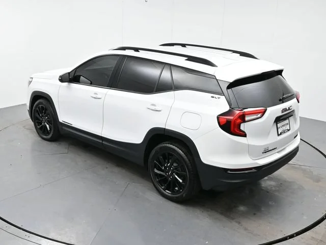 Used 2023 SUMMIT WHITE GMC SLT image 38