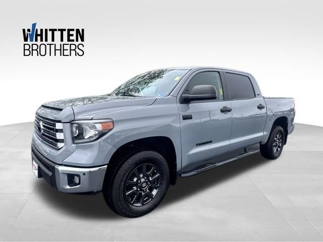 2021 Toyota Tundra SR5 5.7L 4WD Crew Max Short Bed's photo