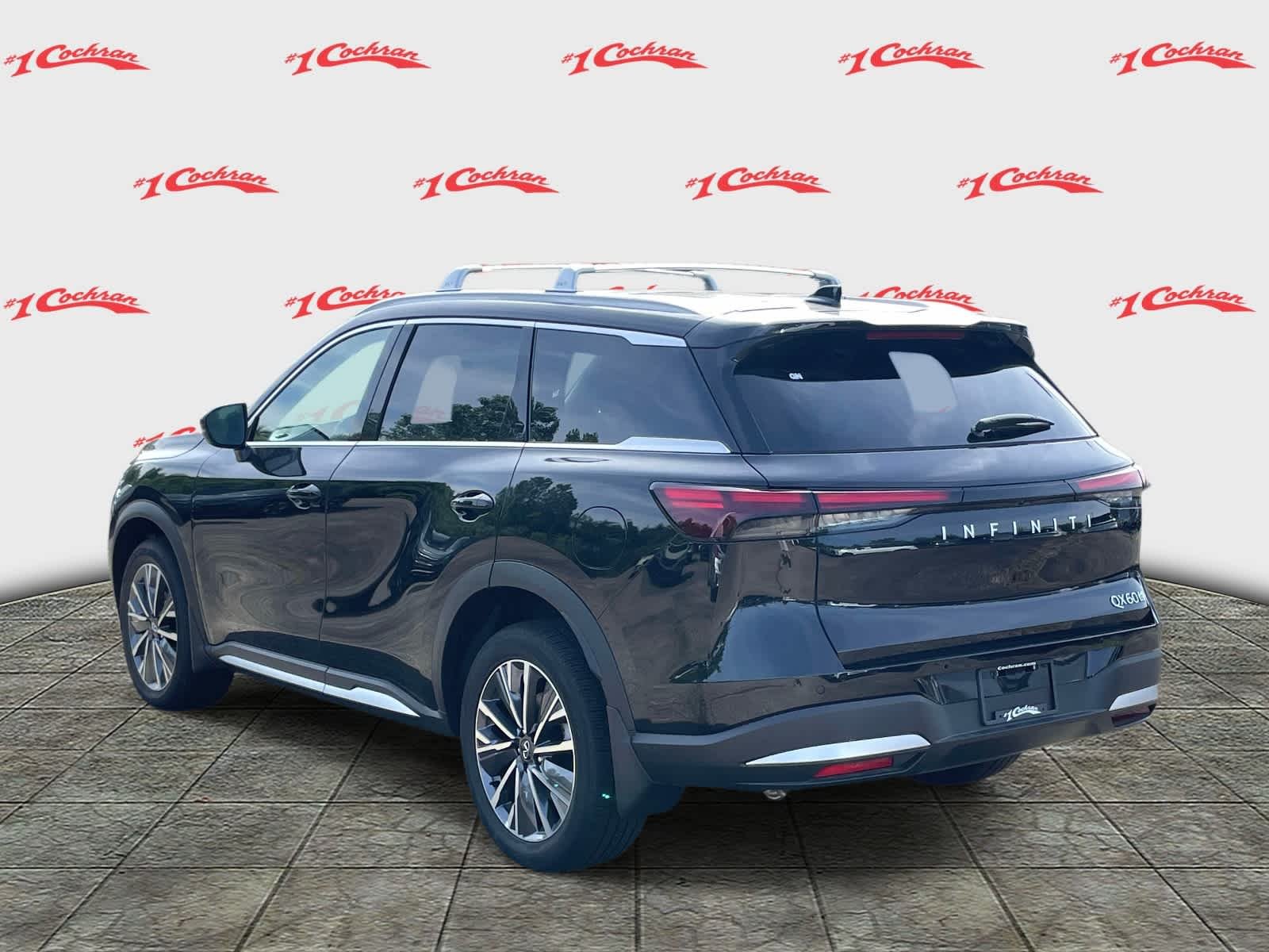 New 2026 Mineral Black INFINITI LUXE image 9