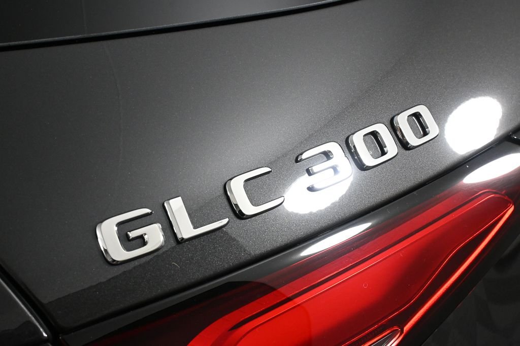 New 2026 Graphite Grey Metallic Mercedes-Benz GLC 300 image 26