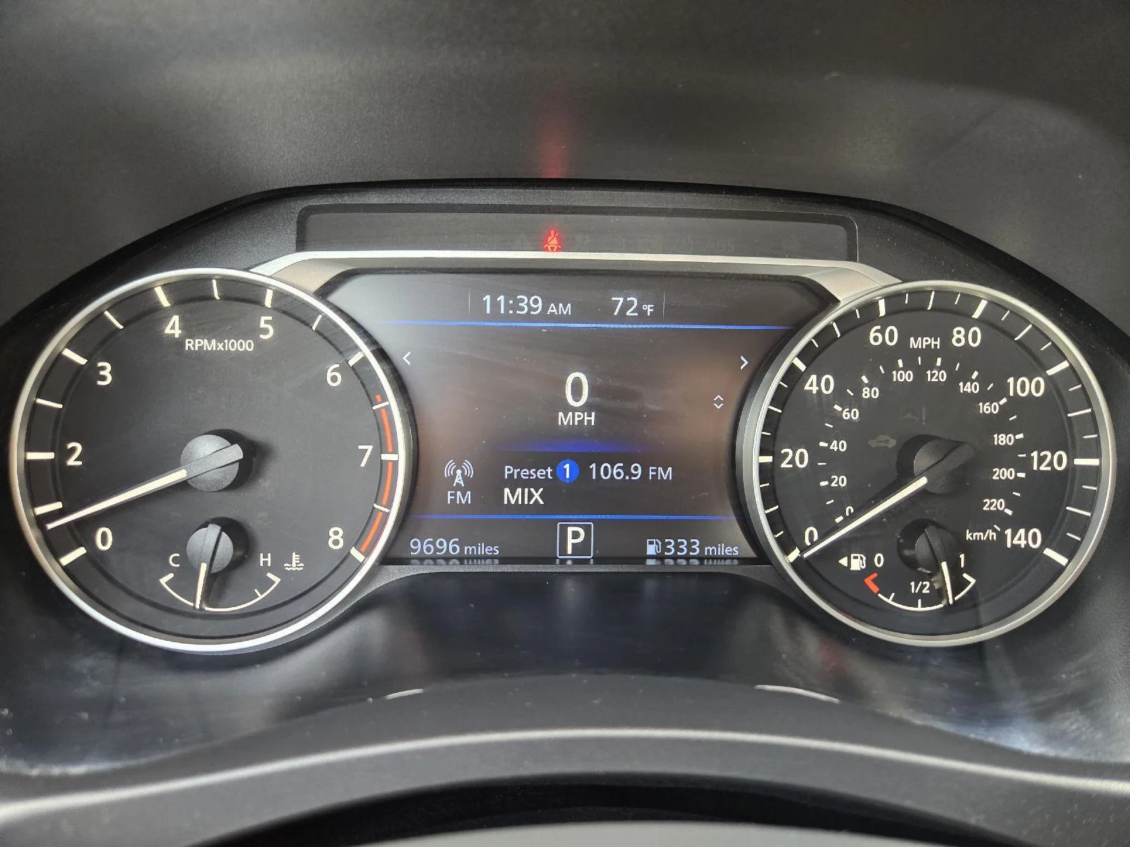 Used 2025 Super Black Nissan SV image 17