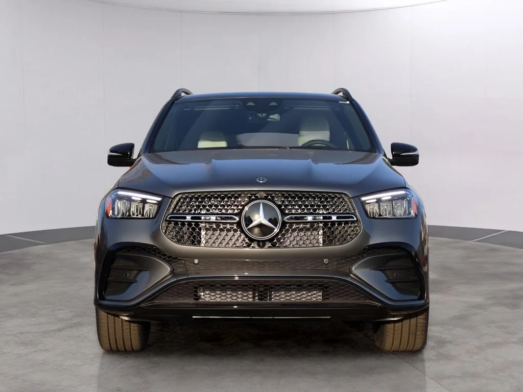 New 2026 Selenite Grey Metallic Mercedes-Benz GLE 580 image 2