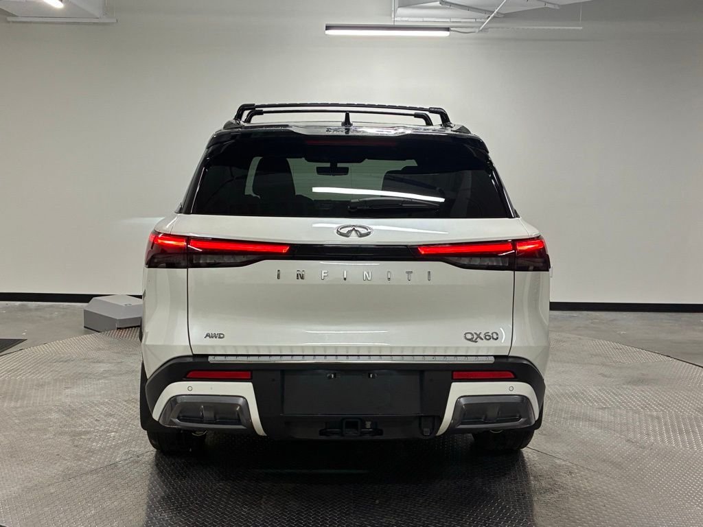 Used 2025 Black INFINITI Autograph image 6