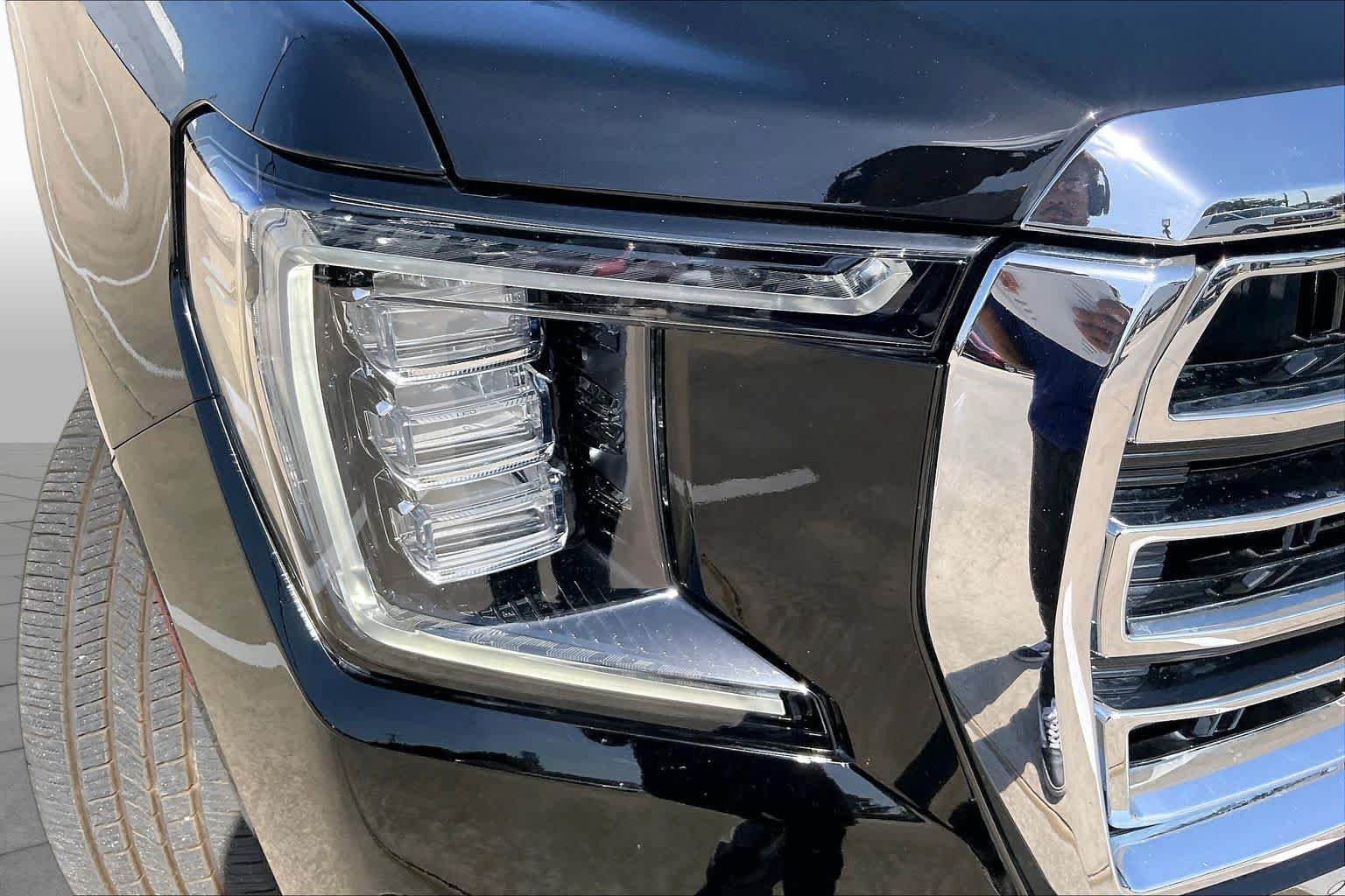 Used 2022 Onyx Black GMC SLT image 27