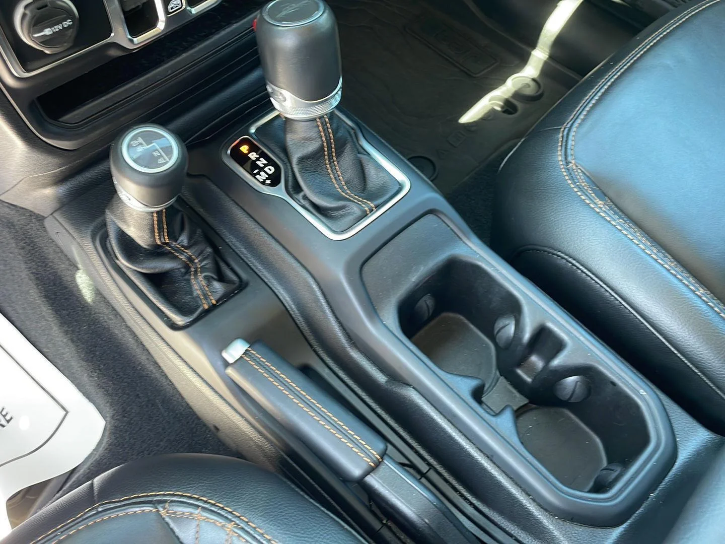 Used 2023 Black Clearcoat Jeep High Altitude image 18