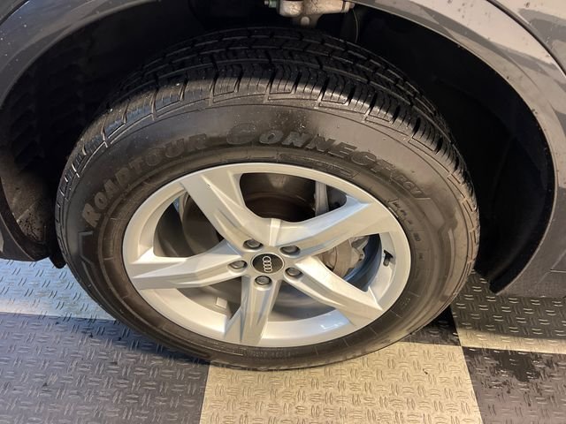 Used 2022 Gray Audi 40 Premium image 9