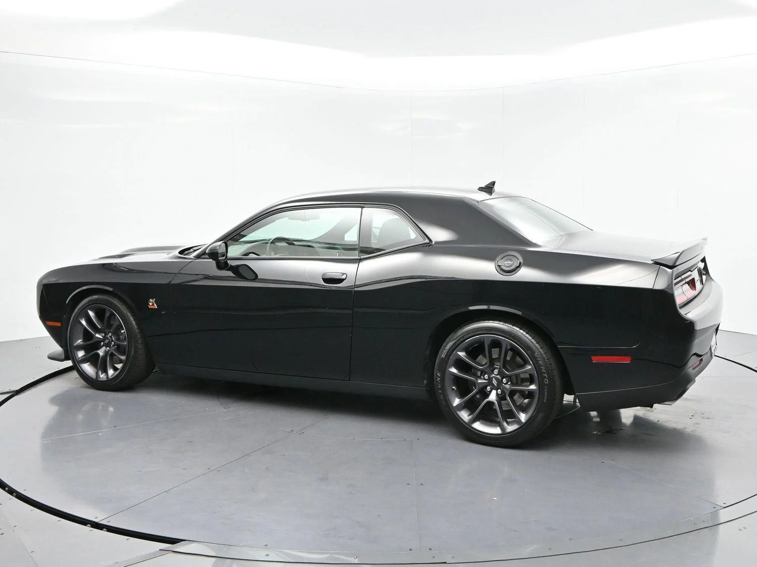 Used 2023 Pitch Black Clearcoat Dodge R/T Scat Pack image 5