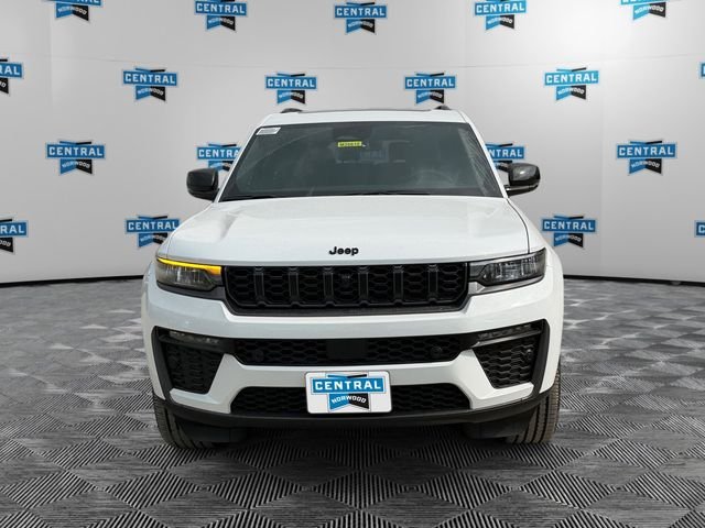 New 2026 Bright White Clear-Coat Exterior Paint Jeep  image 8