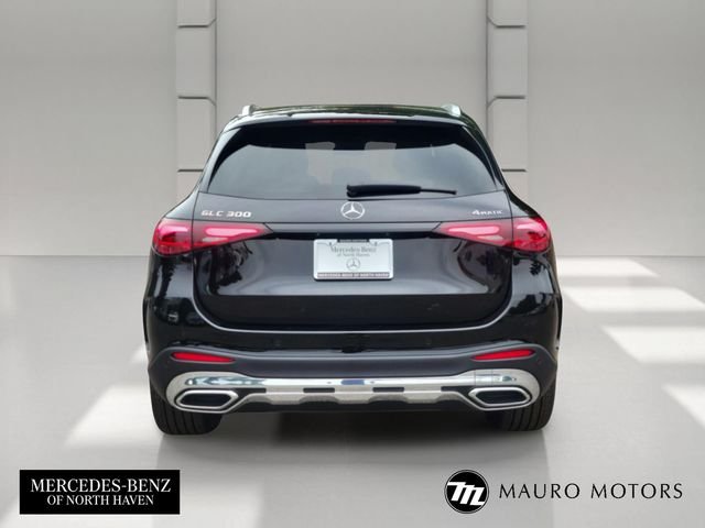 New 2026 Black Mercedes-Benz GLC 300 image 4