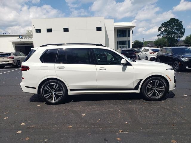Used 2026 Alpine White BMW xDrive40i image 8