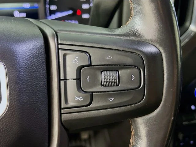 Used 2021 Black GMC AT4 image 31