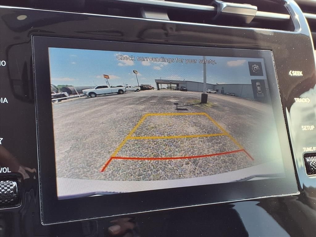 Used 2024 White Hyundai SEL image 20