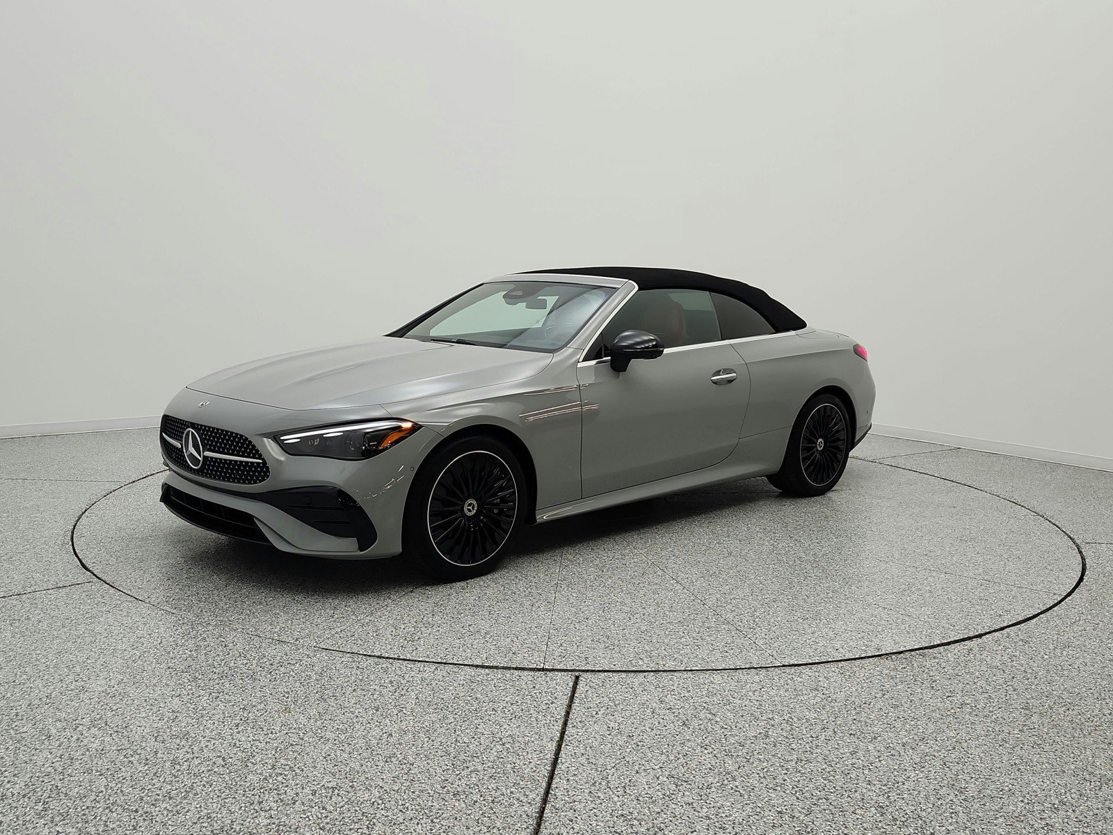 Certified Used 2024 MANUFAKTUR Alpine Grey Metallic Mercedes-Benz CLE 450 4MATIC® Cabriolet image 22