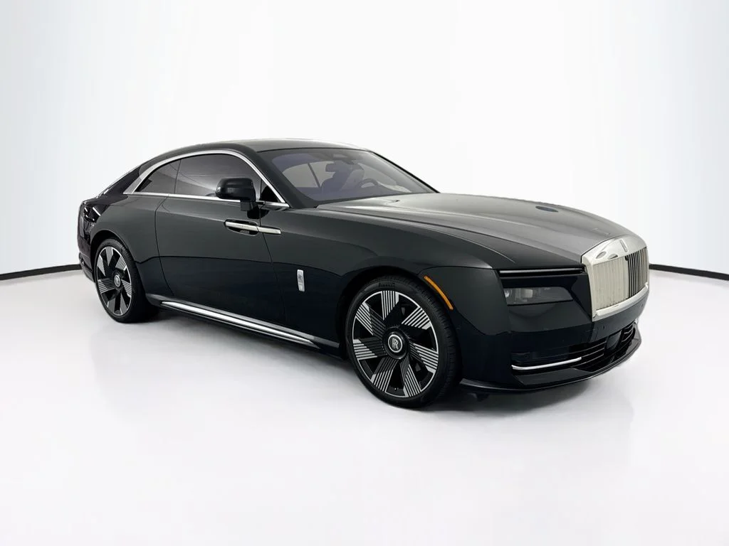 Used 2024 Black Rolls-Royce  image 3