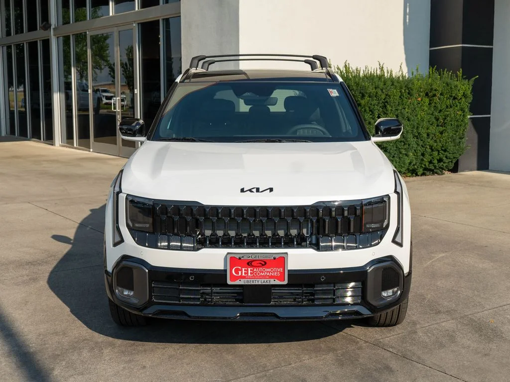 New 2027 Snow White Pearl Kia X-Line SX image 2
