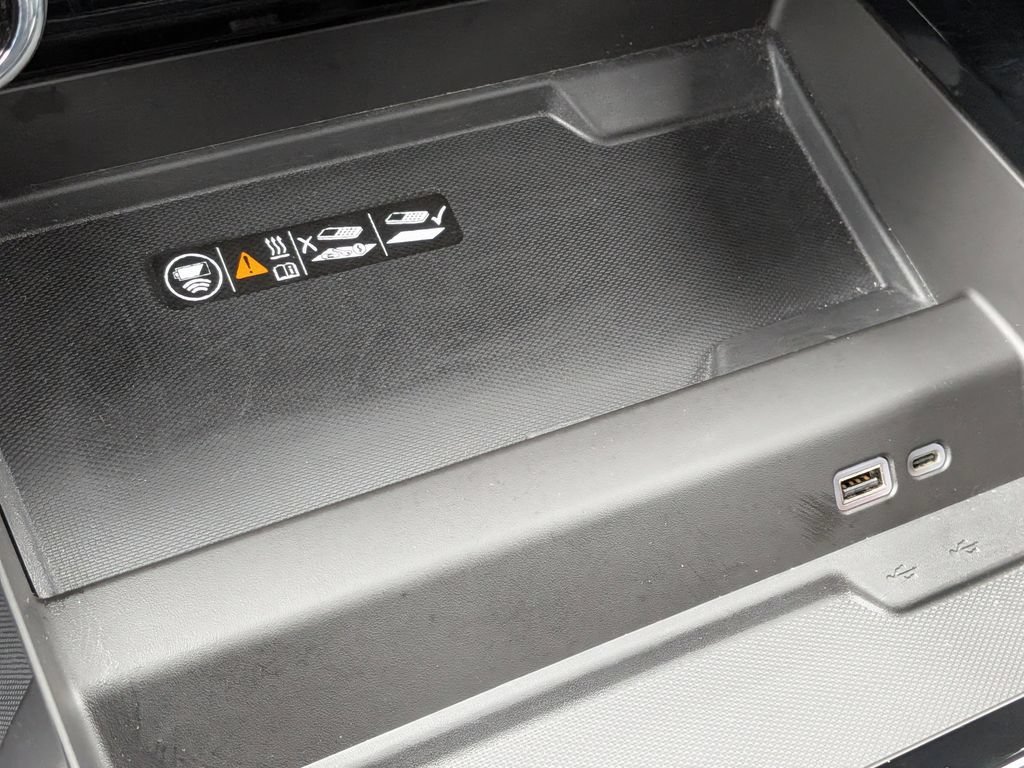 2025 Chevrolet Tahoe Premier - Photo 20