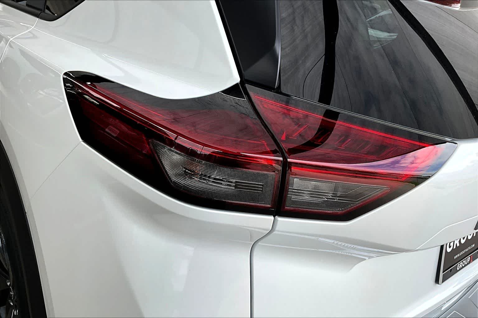 New 2026 Everest White Pearl Tricoat Nissan SV image 12