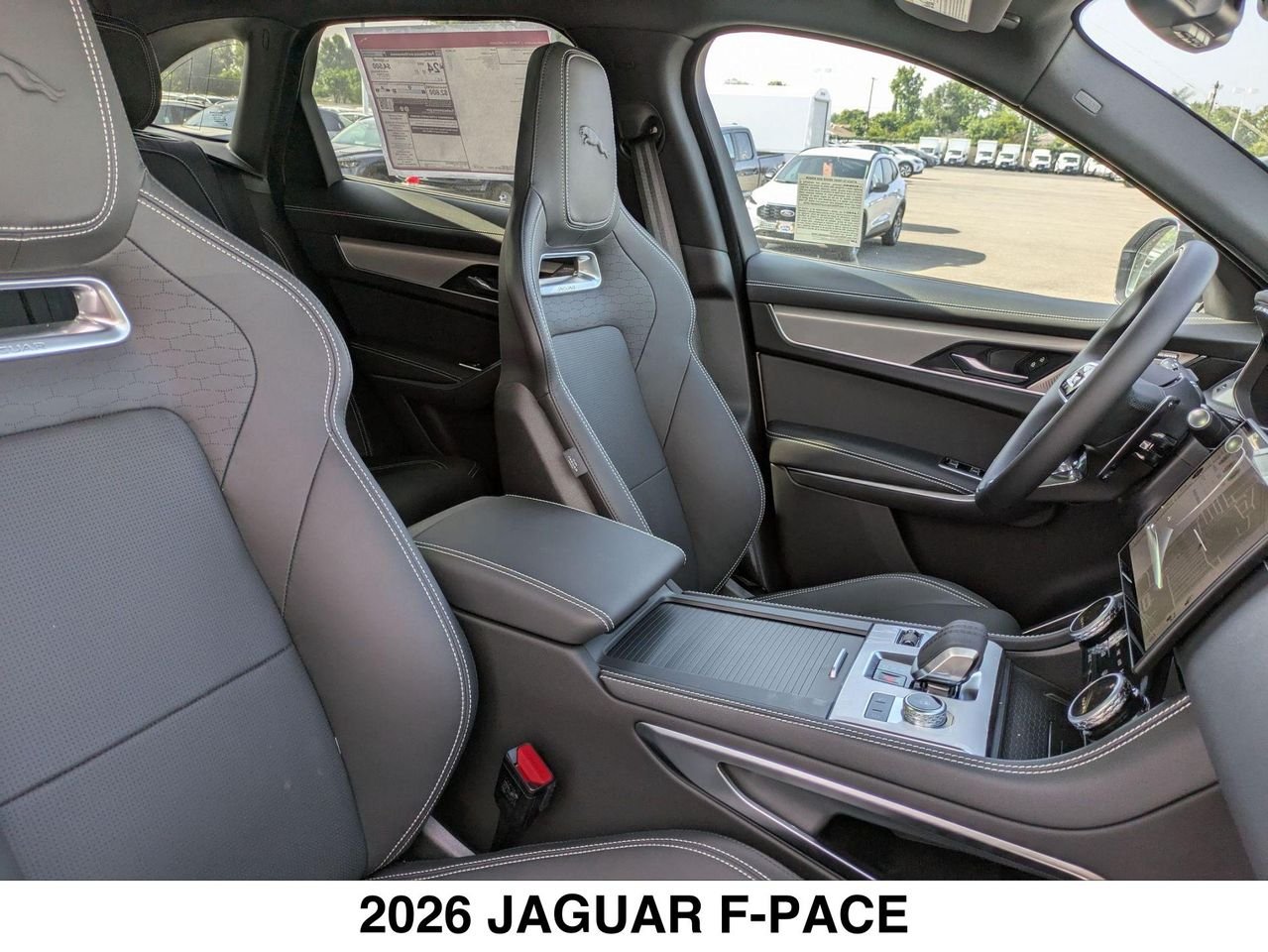 2026 Jaguar F-Pace R-Dynamic S - Photo 13