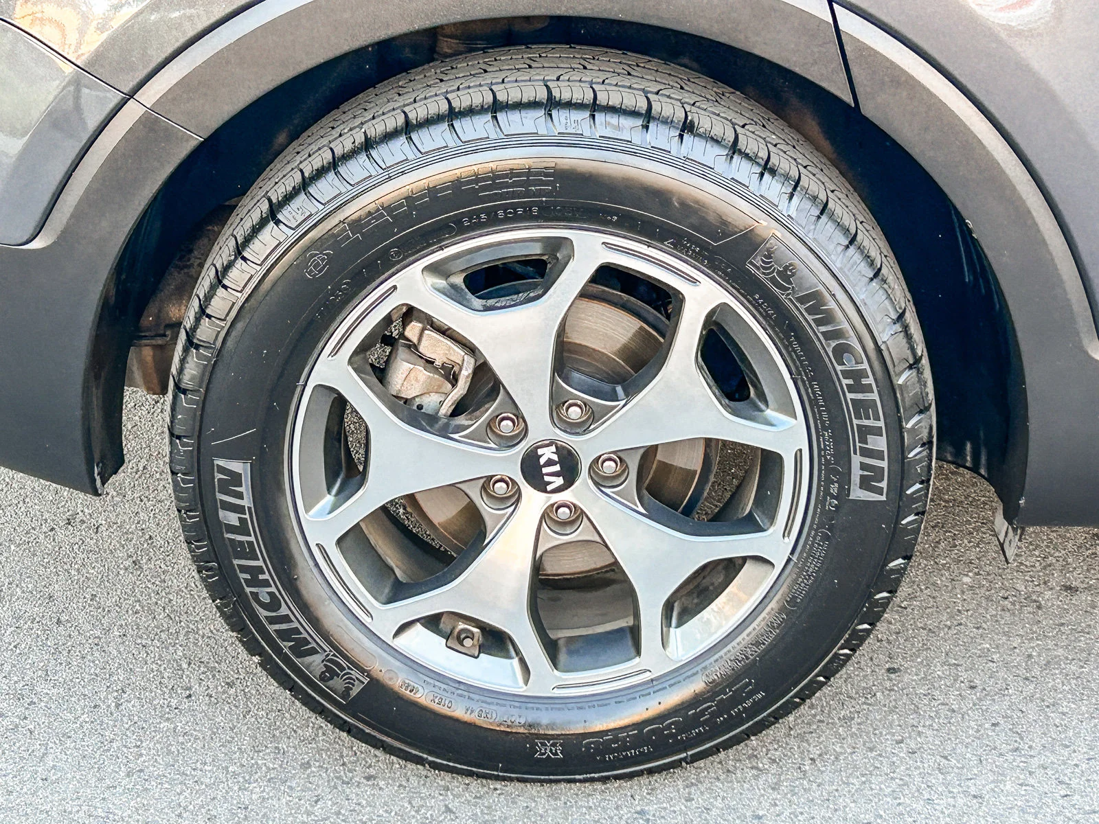 Used 2020 Gravity Grey Kia EX image 13