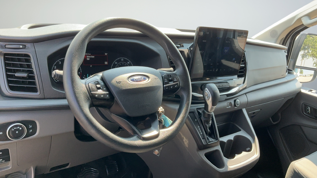 2023 Ford Transit Passenger Van XLT - Photo 7