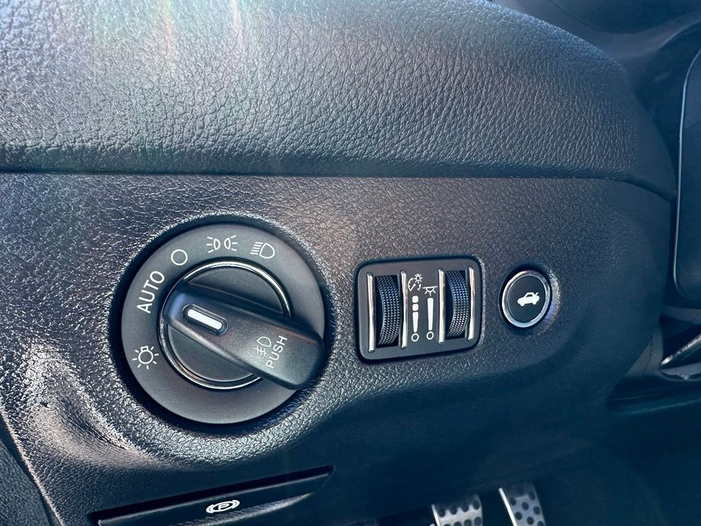 Used 2022  Dodge R/T image 14