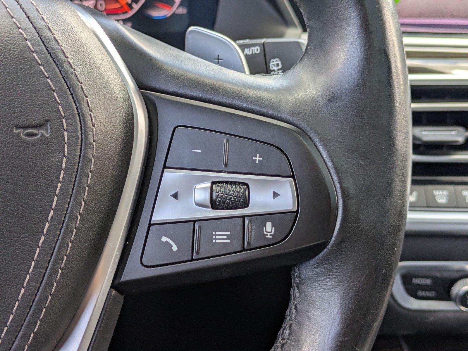 Used 2019 Mineral White Metallic BMW xDrive40i image 18