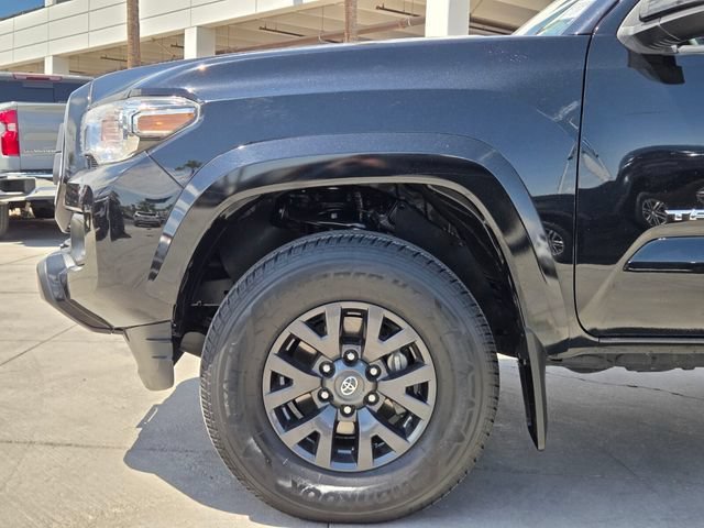 2021 Toyota Tacoma SR5 - Photo 9
