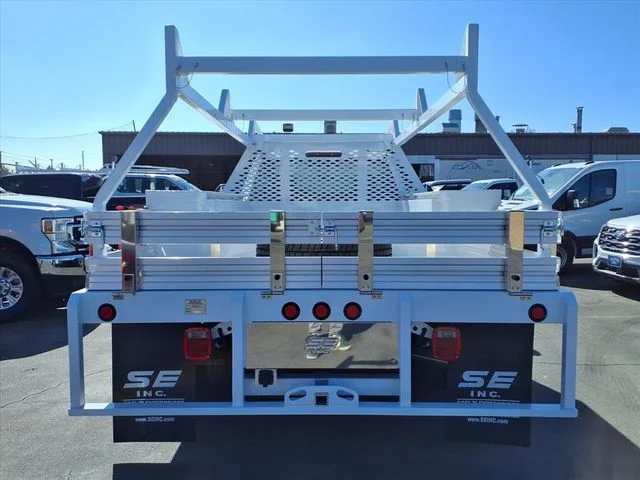 New 2024 Oxford White Ford XL image 3