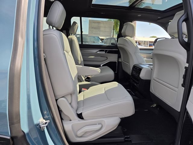 New 2026 Steel Blue Exterior Paint Jeep Limited Altitude image 15