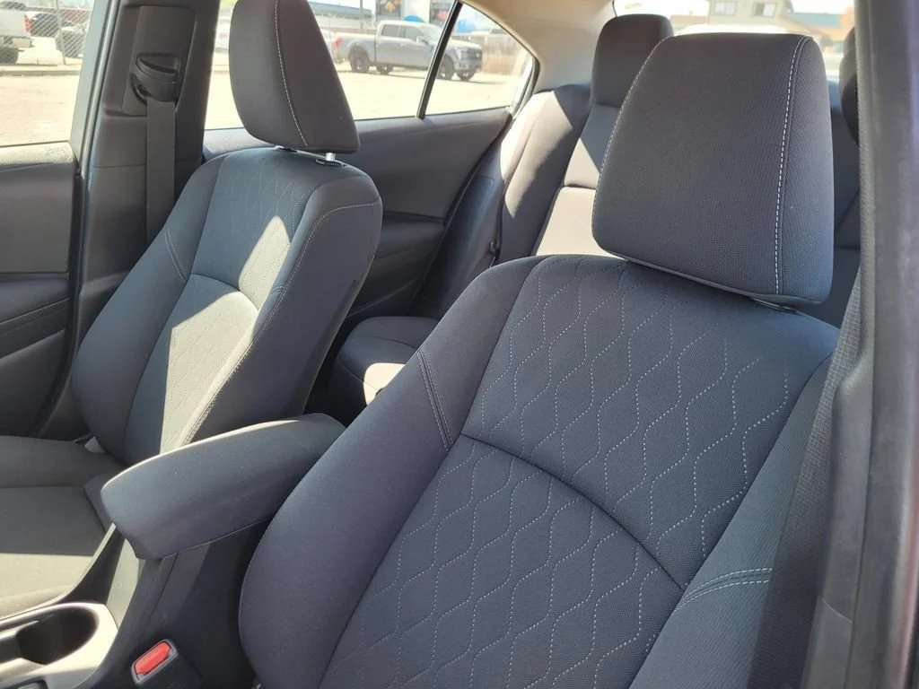 2024 Toyota Corolla LE - Photo 16