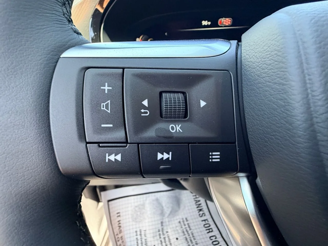 New 2027 GRAND BLUE INFINITI Luxe FWD image 18