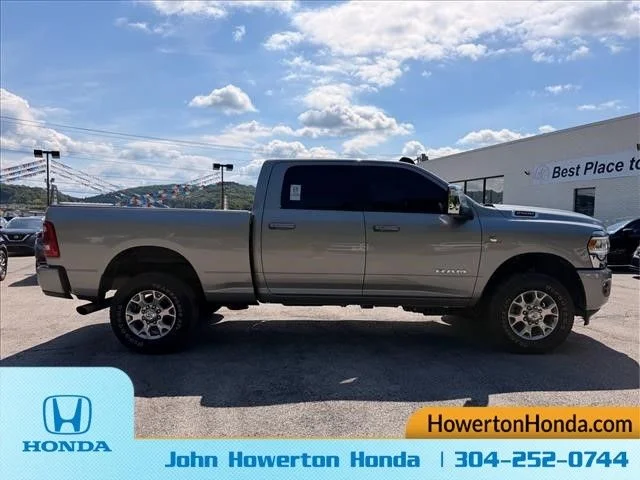 Used 2024 Silver Ram Laramie image 9