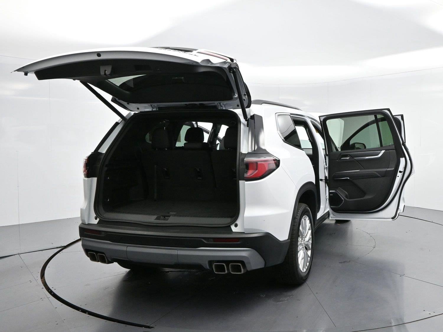 Used 2026 Summit White GMC Elevation image 44