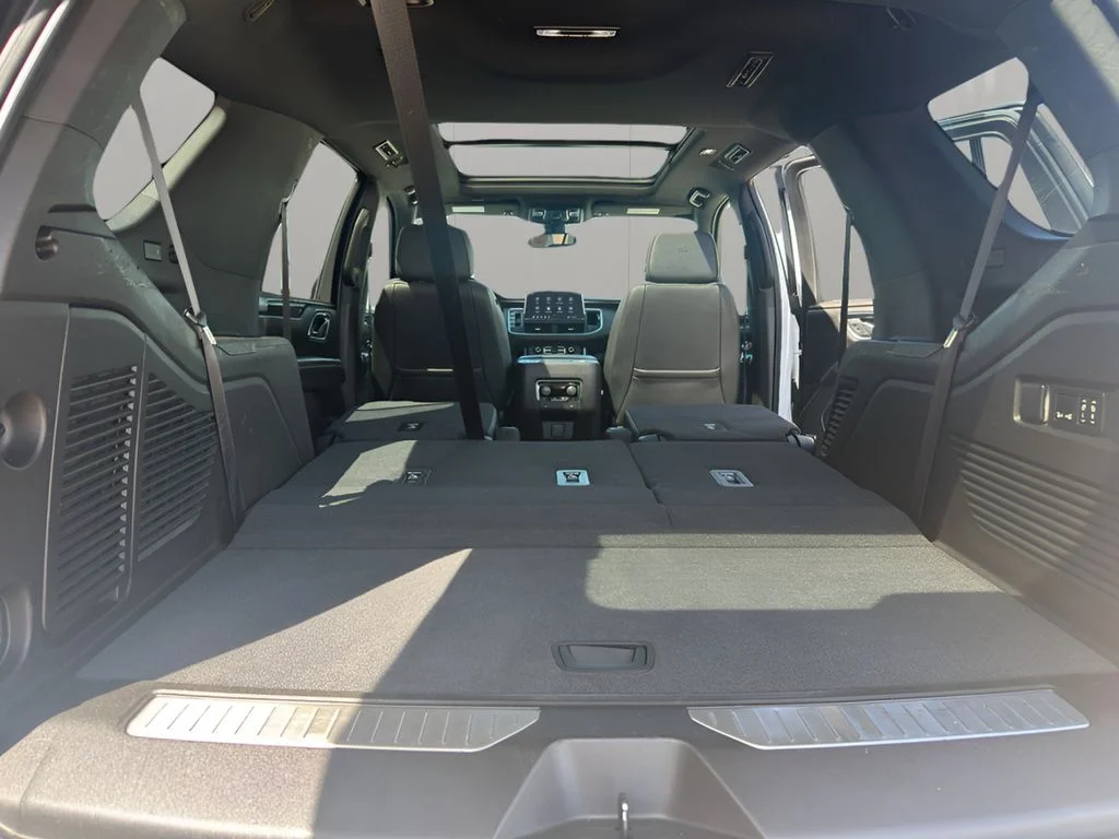 Used 2021 Summit White Chevrolet RST image 17