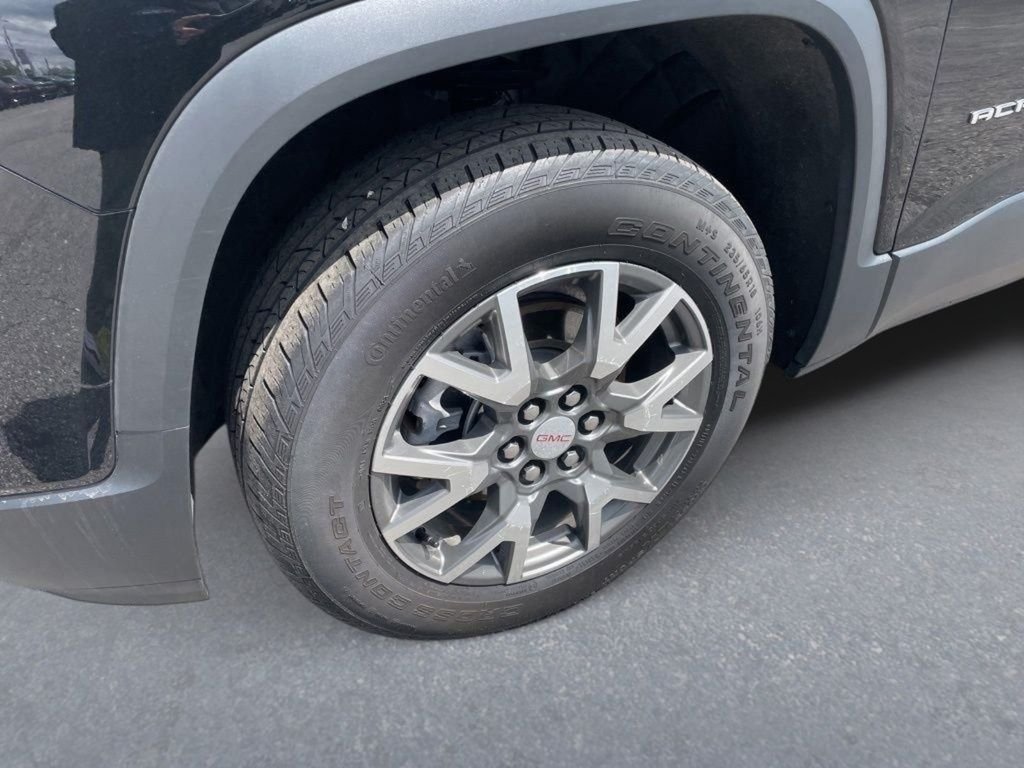 Used 2023 Black GMC SLE image 9