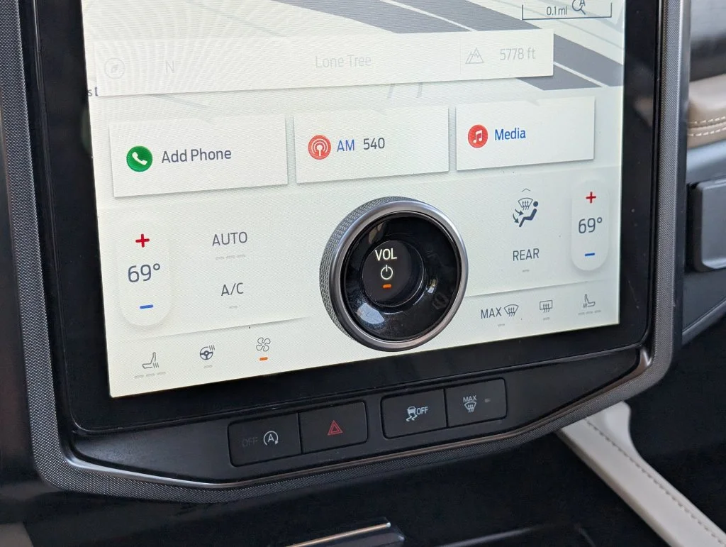 Used 2024 White Metallic Ford Platinum image 30